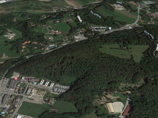 terreno agricolo in vendita a Bizzarone
