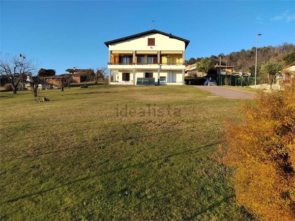 appartamento in vendita a Bizzarone