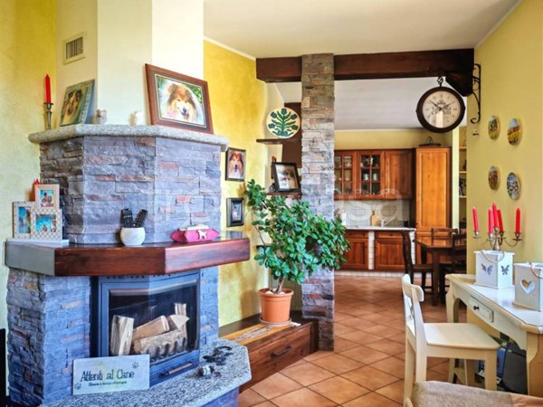 appartamento in vendita a Bizzarone