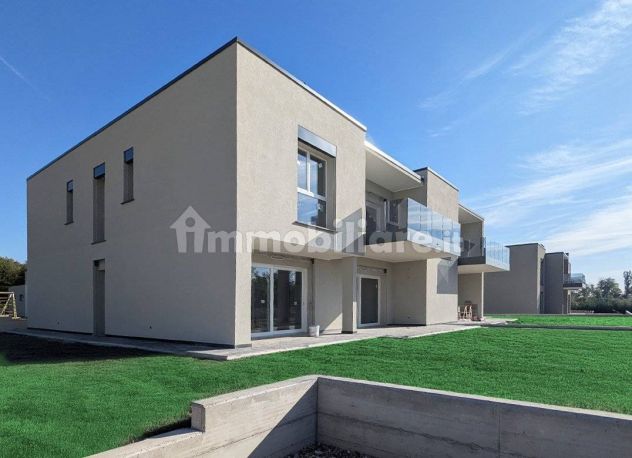 appartamento in vendita a Bizzarone