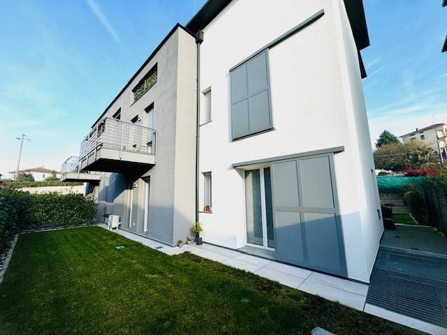 appartamento in vendita a Bizzarone