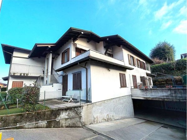 appartamento in vendita a Bizzarone