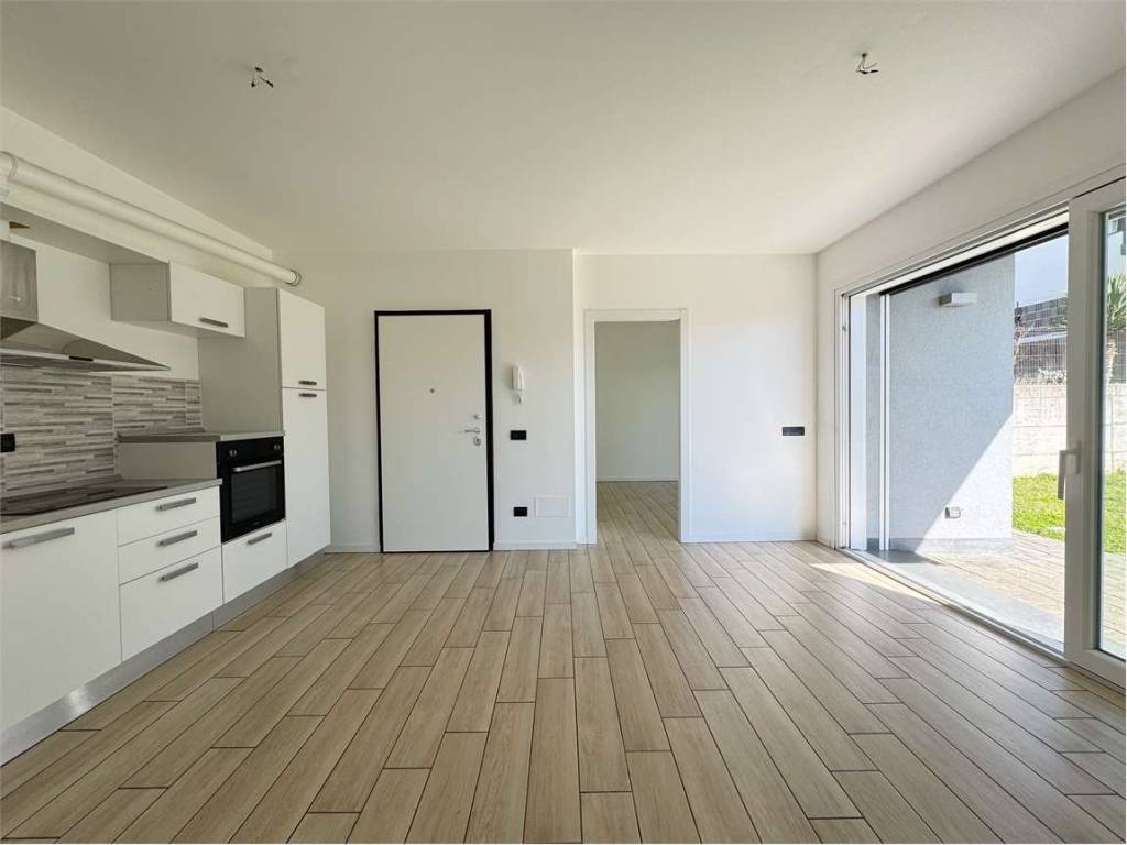 appartamento in vendita a Bizzarone