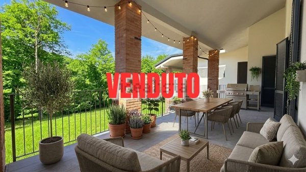 appartamento in vendita a Bizzarone
