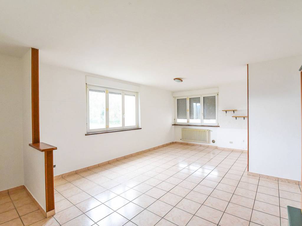 appartamento in vendita a Bizzarone