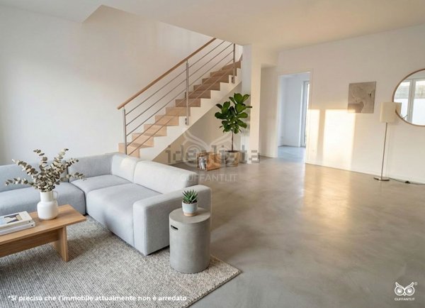 casa indipendente in vendita a Bizzarone