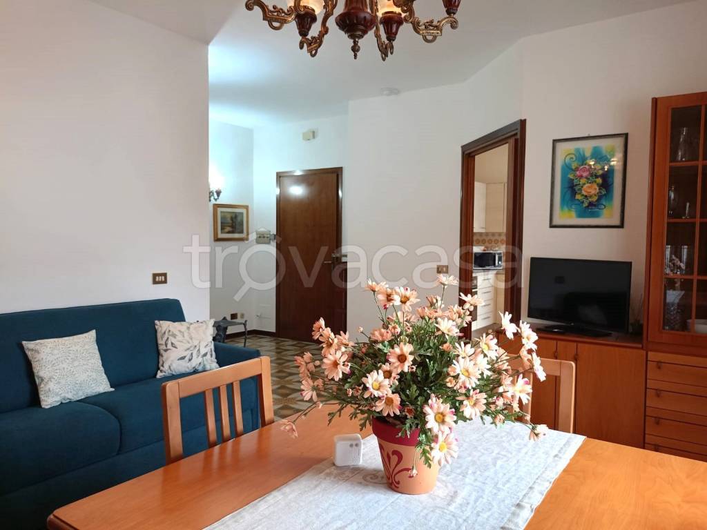 appartamento in vendita a Bizzarone