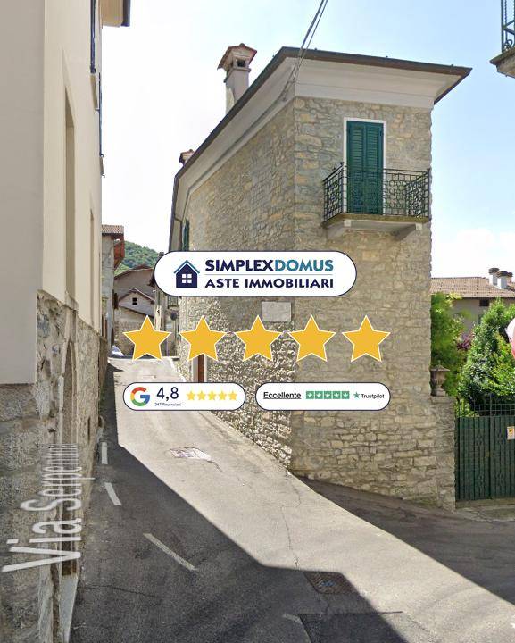 appartamento in vendita a Blessagno in zona Lura