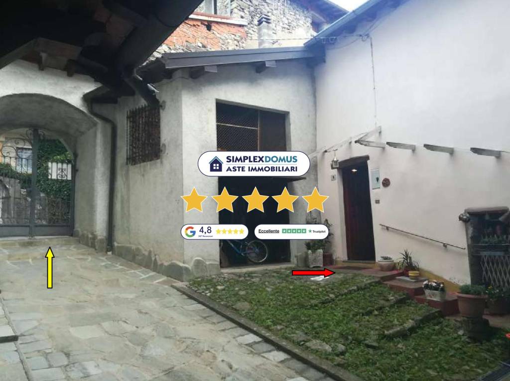 appartamento in vendita a Blessagno in zona Lura