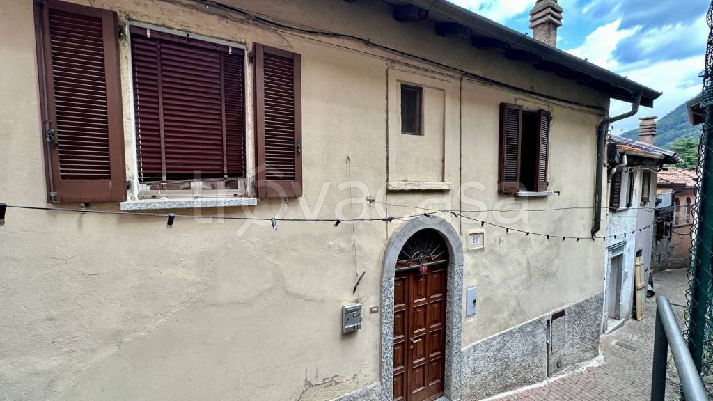 casa indipendente in vendita a Blevio