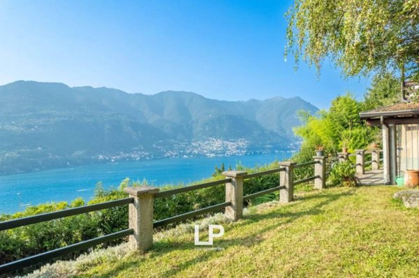 casa indipendente in vendita a Blevio