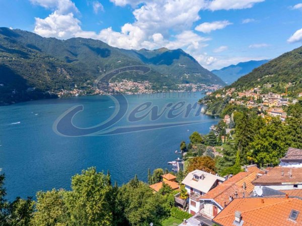 casa indipendente in vendita a Blevio