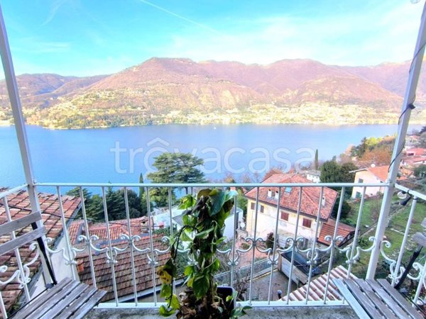 casa indipendente in vendita a Blevio