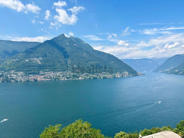 casa indipendente in vendita a Blevio