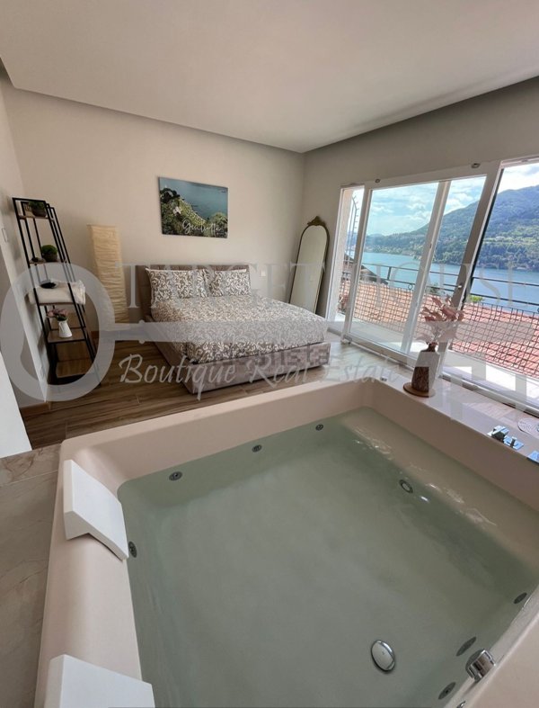 casa indipendente in vendita a Blevio