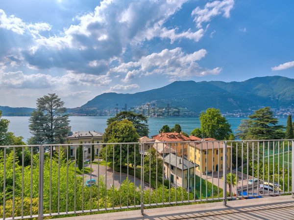 casa indipendente in vendita a Blevio