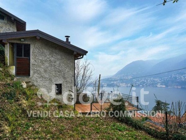 casa indipendente in vendita a Blevio