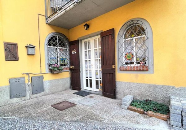appartamento in vendita a Bregnano