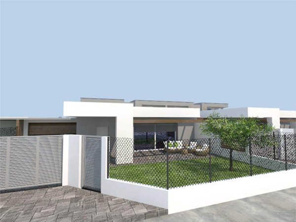 casa indipendente in vendita a Bregnano