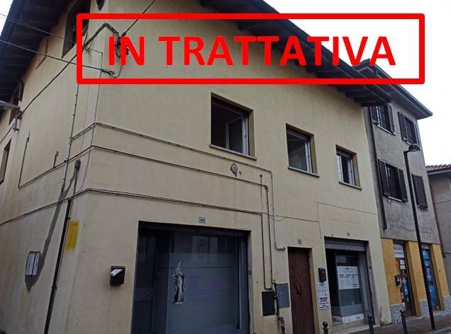 appartamento in vendita a Bregnano in zona San Giorgio
