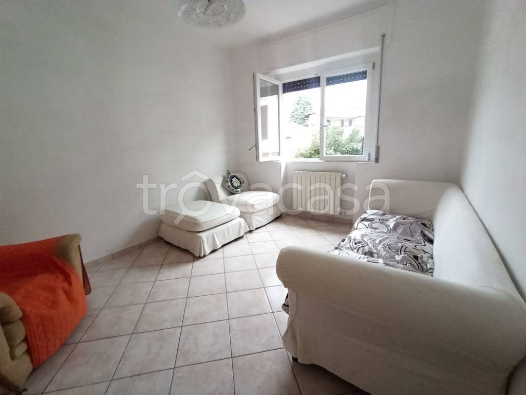 appartamento in vendita a Bregnano in zona San Giorgio