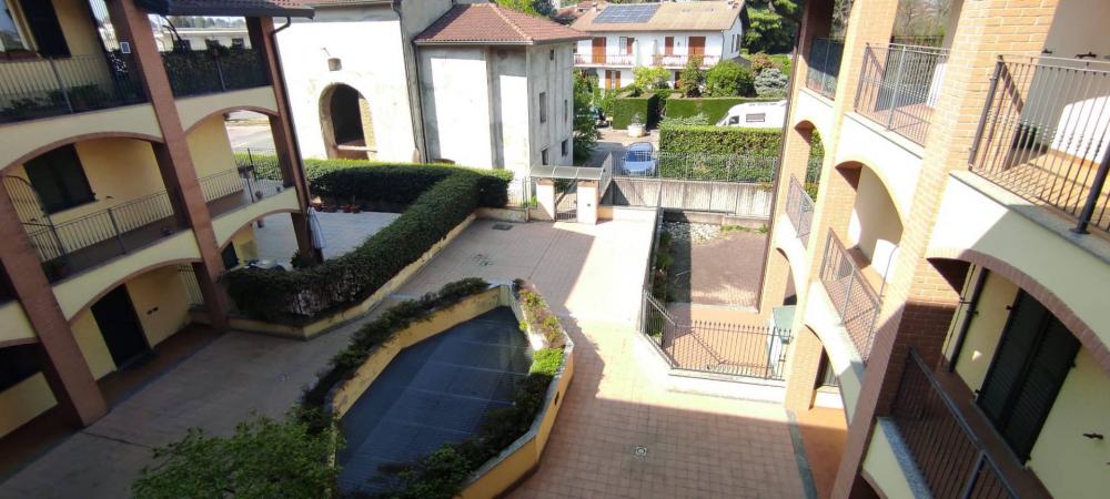 appartamento in vendita a Bregnano