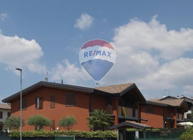 casa indipendente in vendita a Bregnano