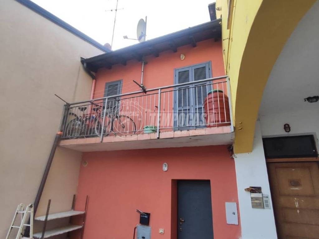 appartamento in vendita a Bregnano in zona San Giorgio