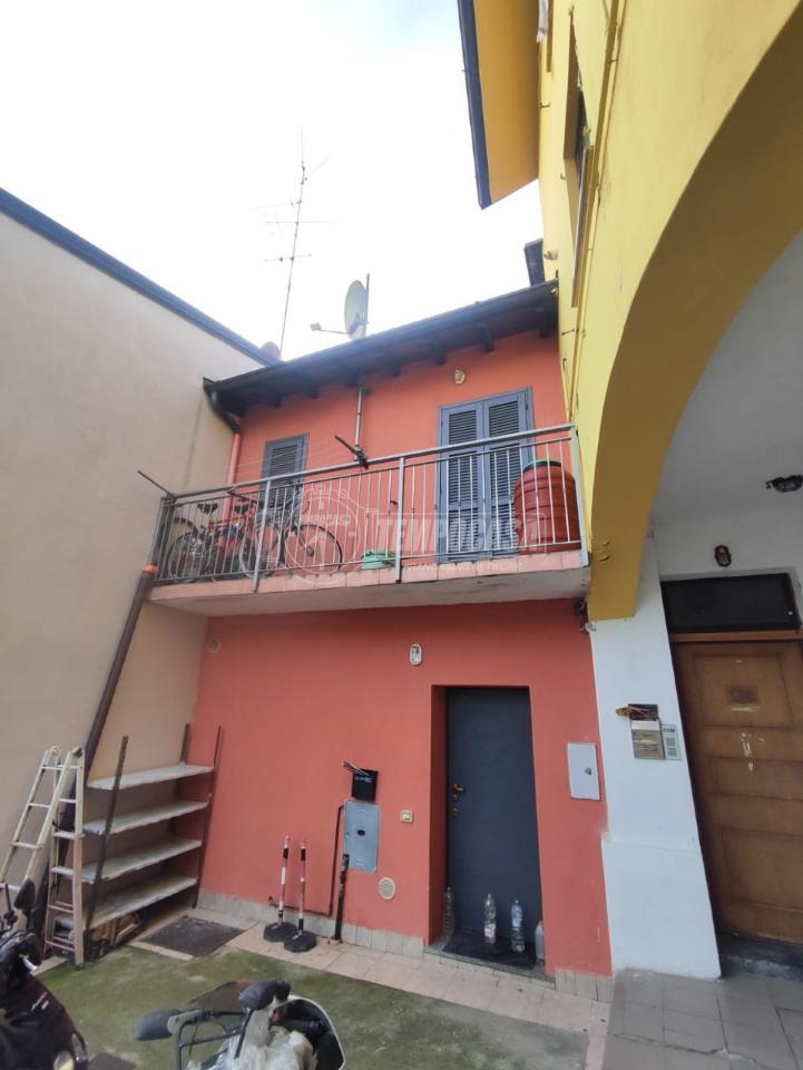 appartamento in vendita a Bregnano in zona San Giorgio