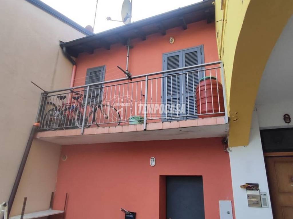 appartamento in vendita a Bregnano in zona San Giorgio