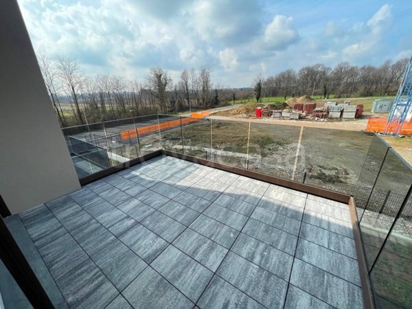 appartamento in vendita a Bregnano in zona Puginate