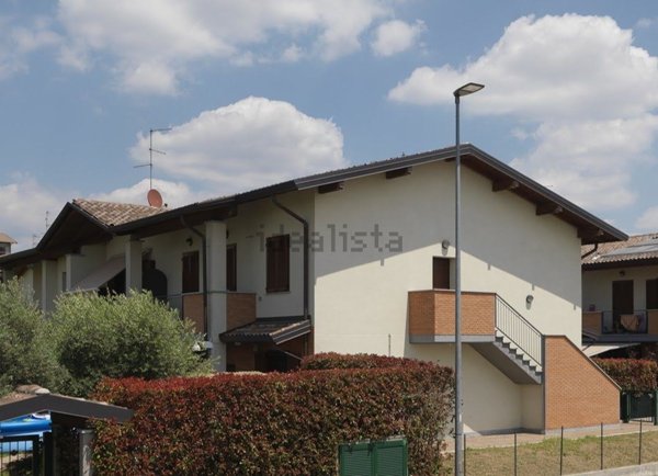 appartamento in vendita a Bregnano