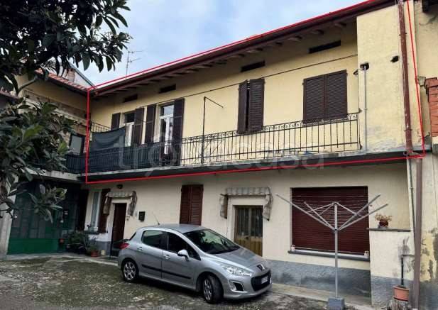 appartamento in vendita a Bregnano