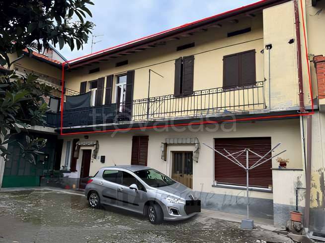 appartamento in vendita a Bregnano