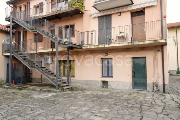 appartamento in vendita a Bregnano