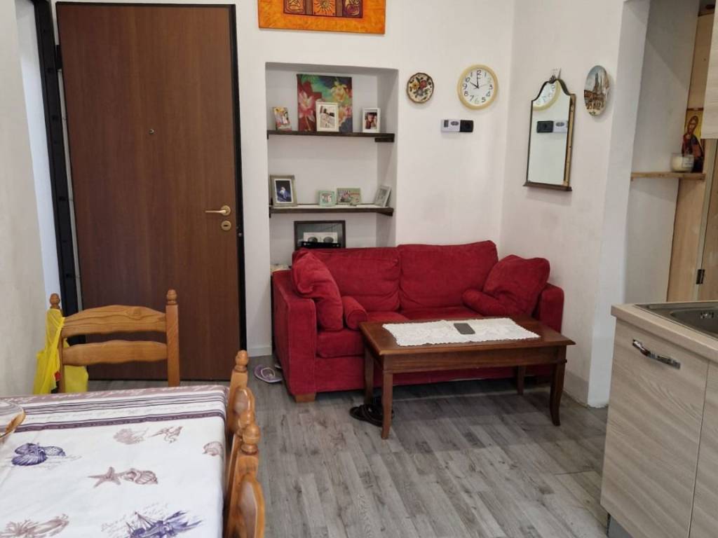 appartamento in vendita a Bregnano in zona San Michele
