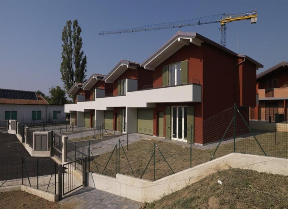 casa indipendente in vendita a Bregnano