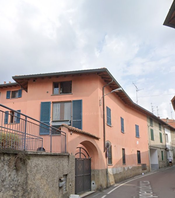 appartamento in vendita a Bregnano