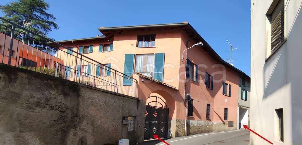 appartamento in vendita a Bregnano