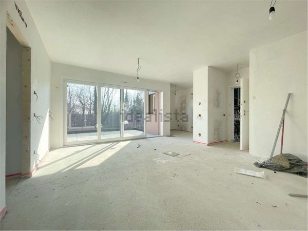 appartamento in vendita a Bregnano