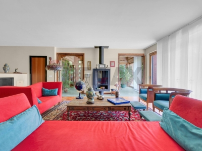 casa indipendente in vendita a Bregnano