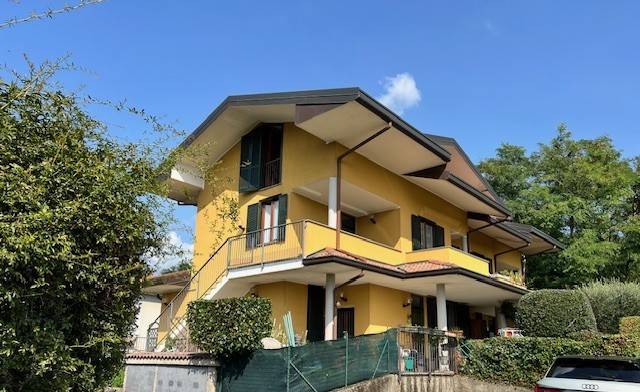 appartamento in vendita a Bregnano in zona San Giorgio