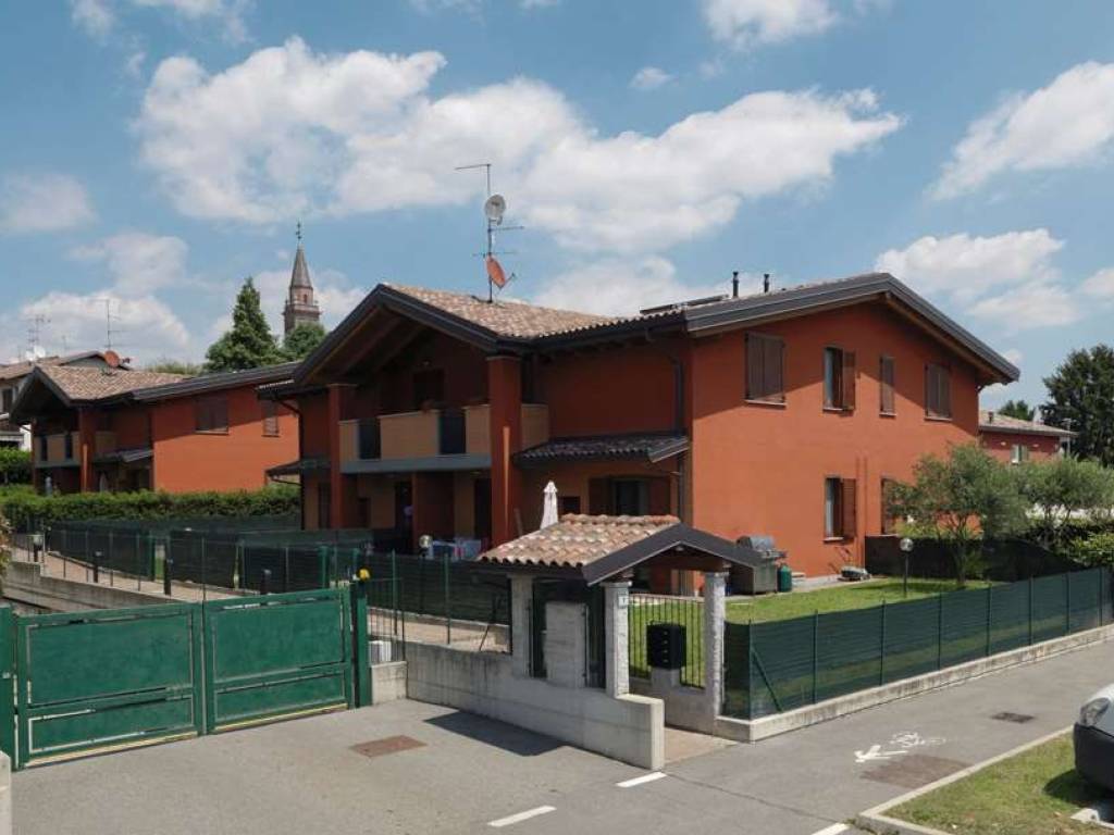appartamento in vendita a Bregnano