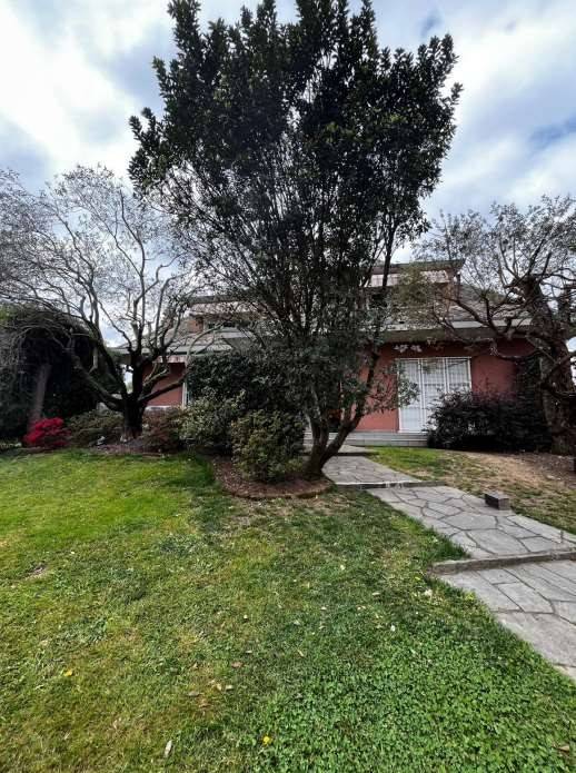 casa indipendente in vendita a Bregnano