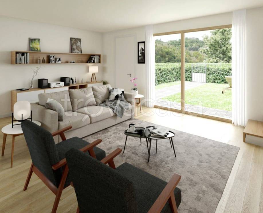 appartamento in vendita a Bregnano in zona Puginate