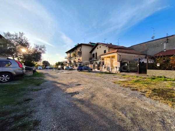 appartamento in vendita a Bregnano in zona San Giorgio