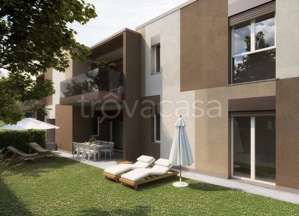 appartamento in vendita a Bregnano in zona Puginate