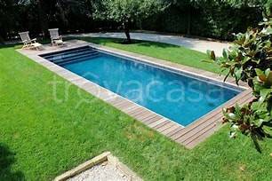 casa indipendente in vendita a Bregnano