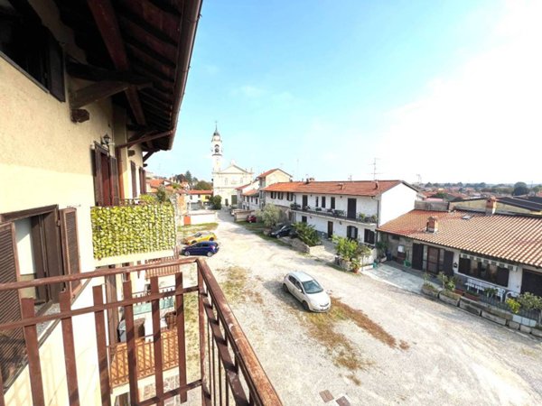 appartamento in vendita a Bregnano
