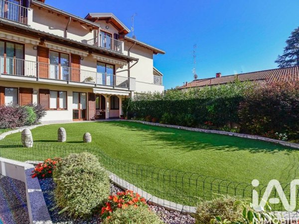 appartamento in vendita a Bregnano in zona San Giorgio